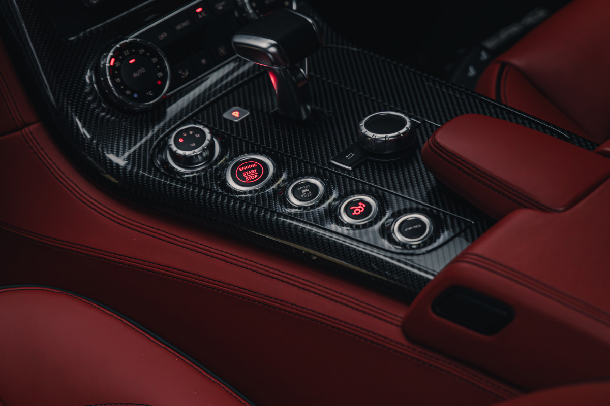 Mercedes-Benz SLS AMG