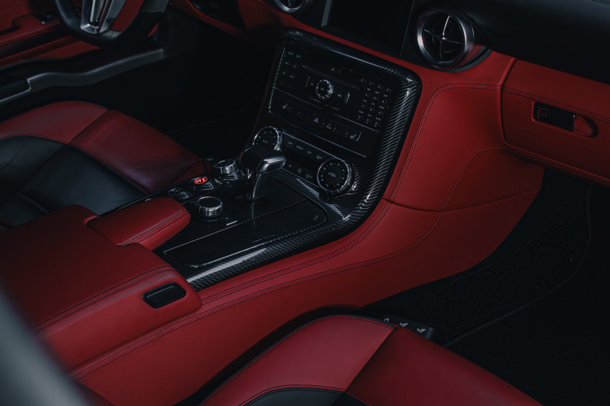 Mercedes-Benz SLS AMG