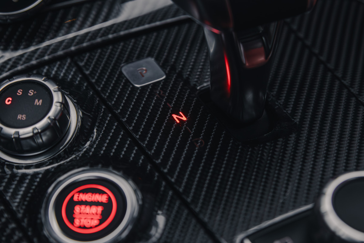 Mercedes-Benz SLS AMG