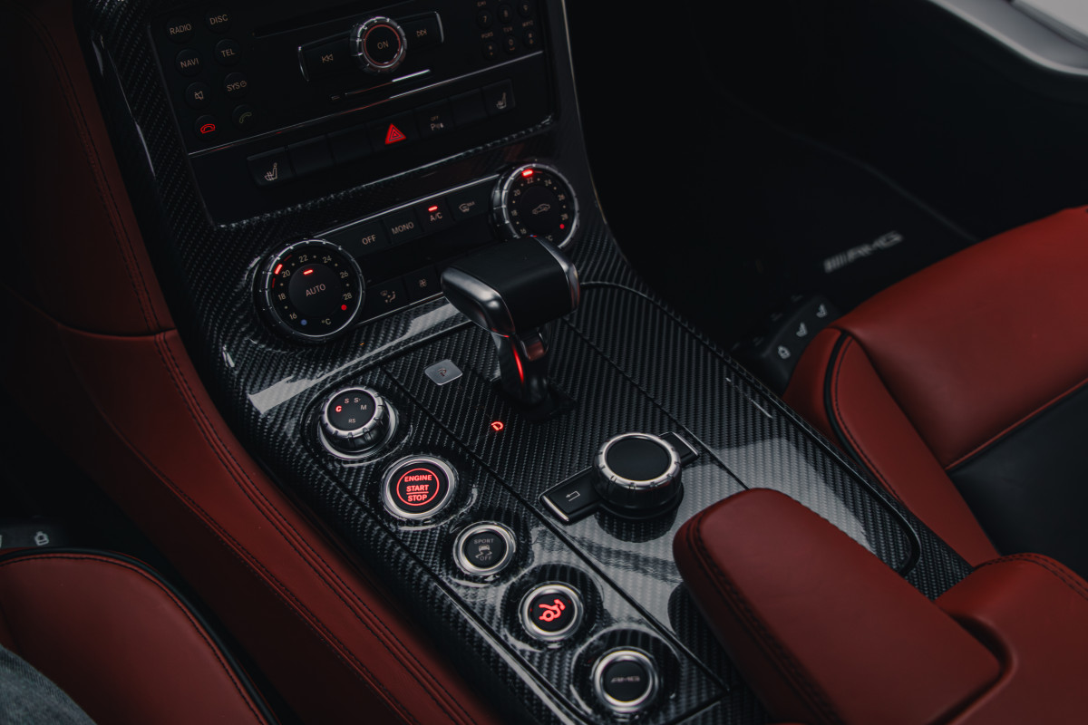 Mercedes-Benz SLS AMG