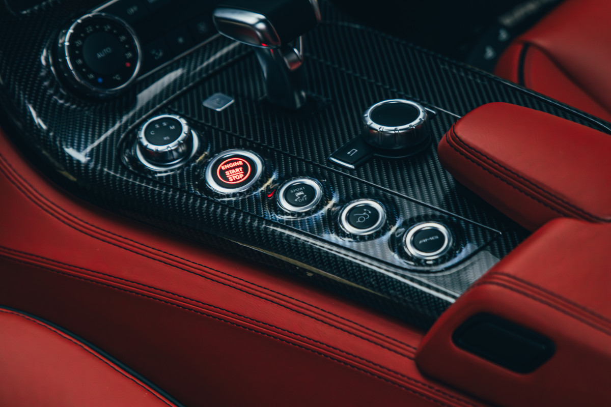 Mercedes-Benz SLS AMG