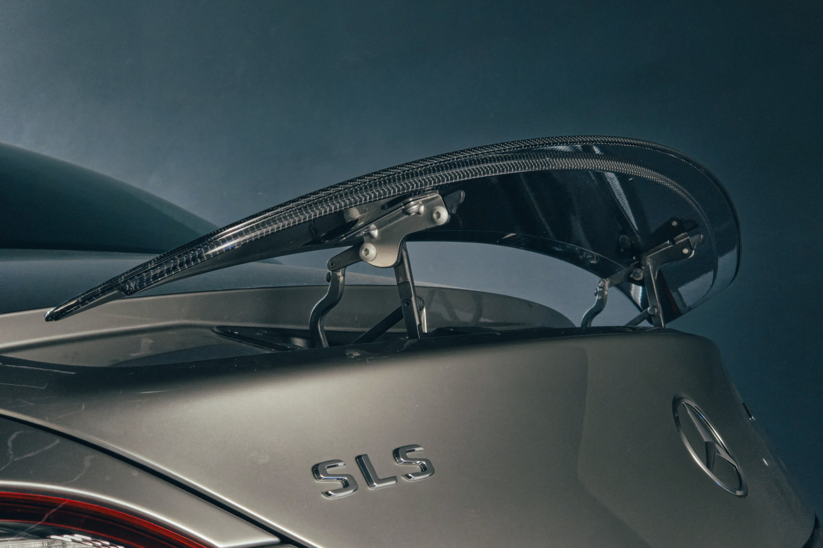 Mercedes-Benz SLS AMG