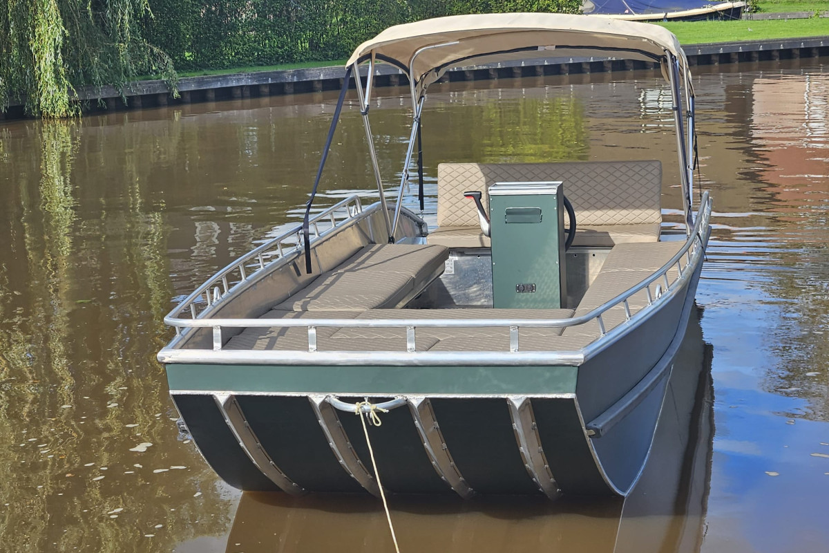 Aluminium platbodem 650
