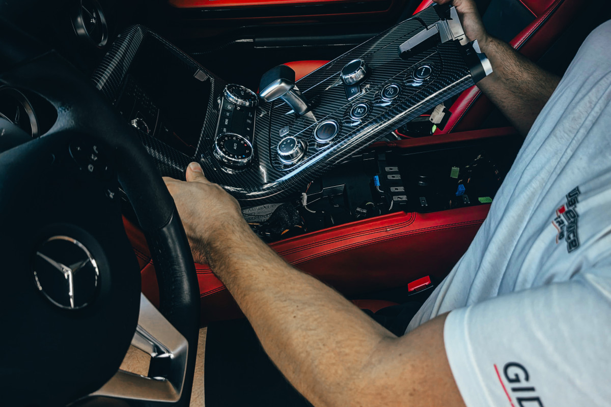 Mercedes-Benz SLS AMG