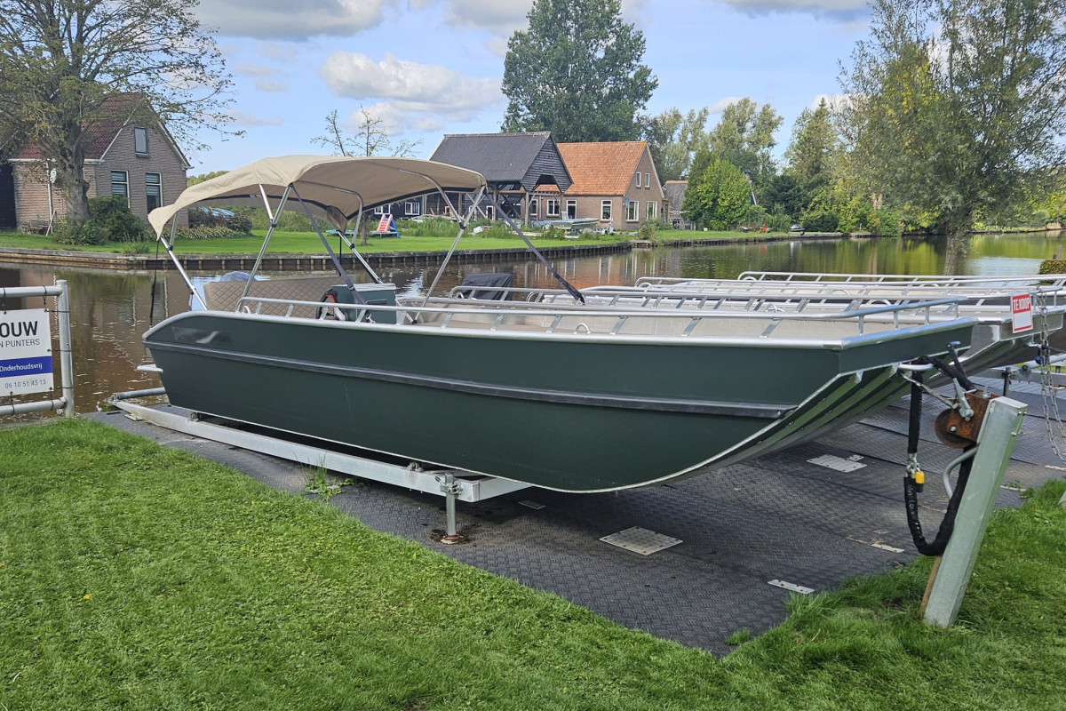 Aluminium platbodem 650