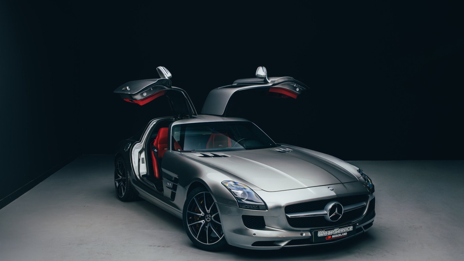 Mercedes-Benz SLS AMG